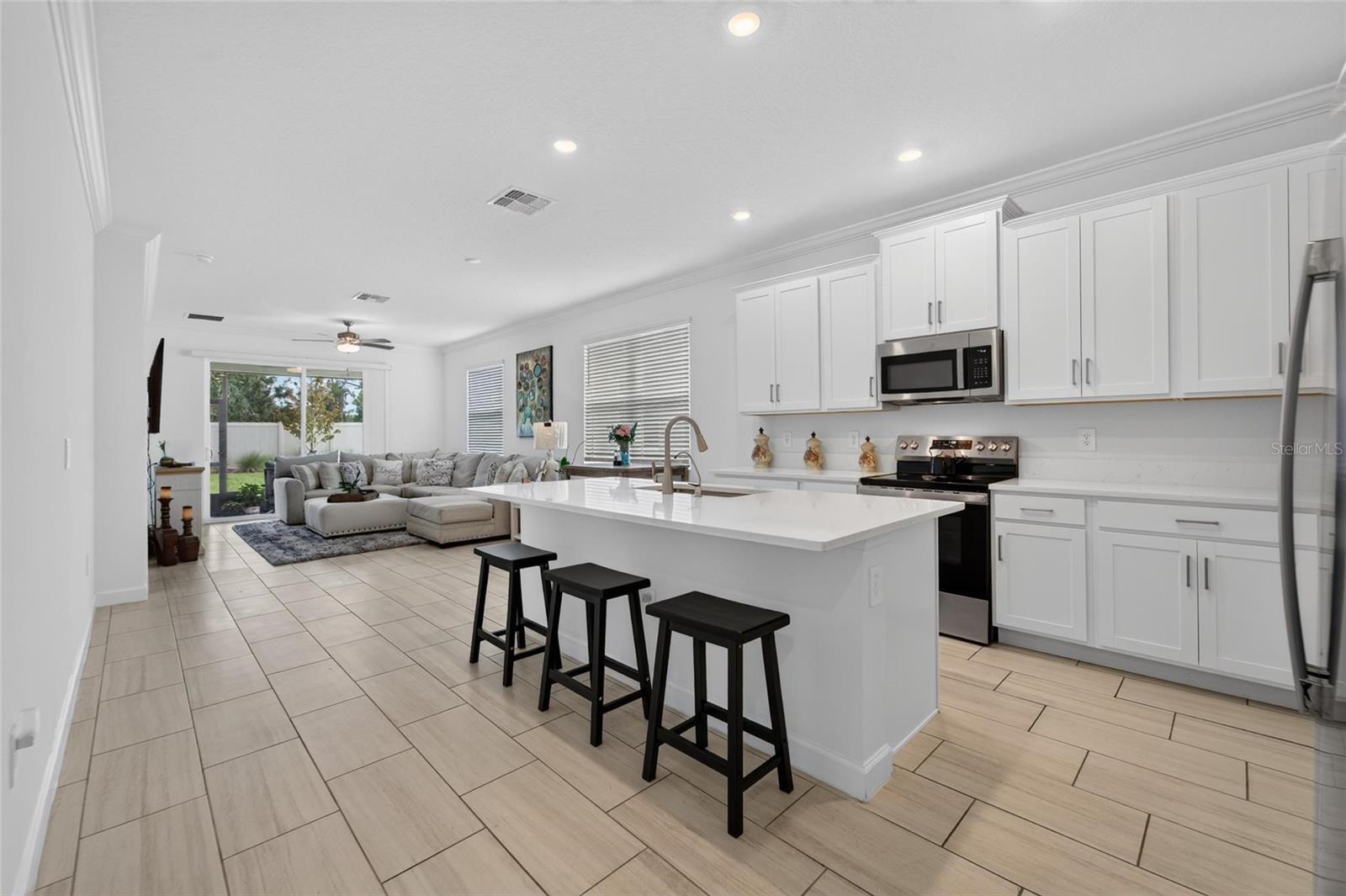 12569 Lily Quartz Loop Property Photo 14