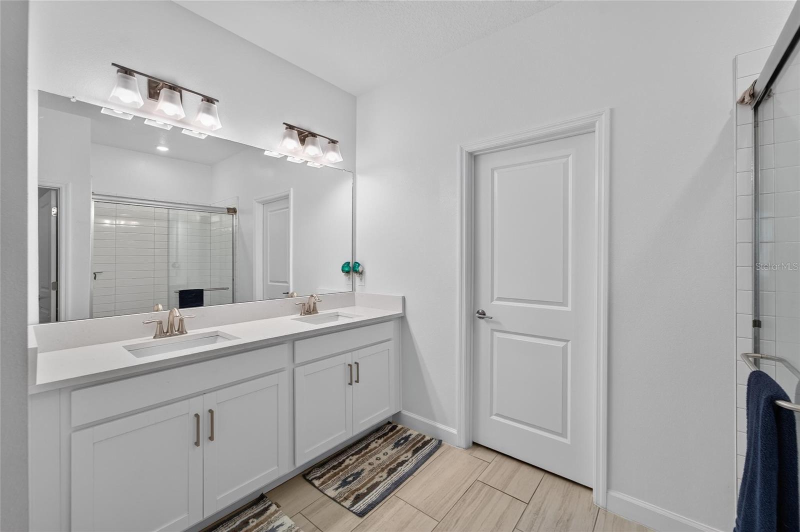 12569 Lily Quartz Loop Property Photo 24