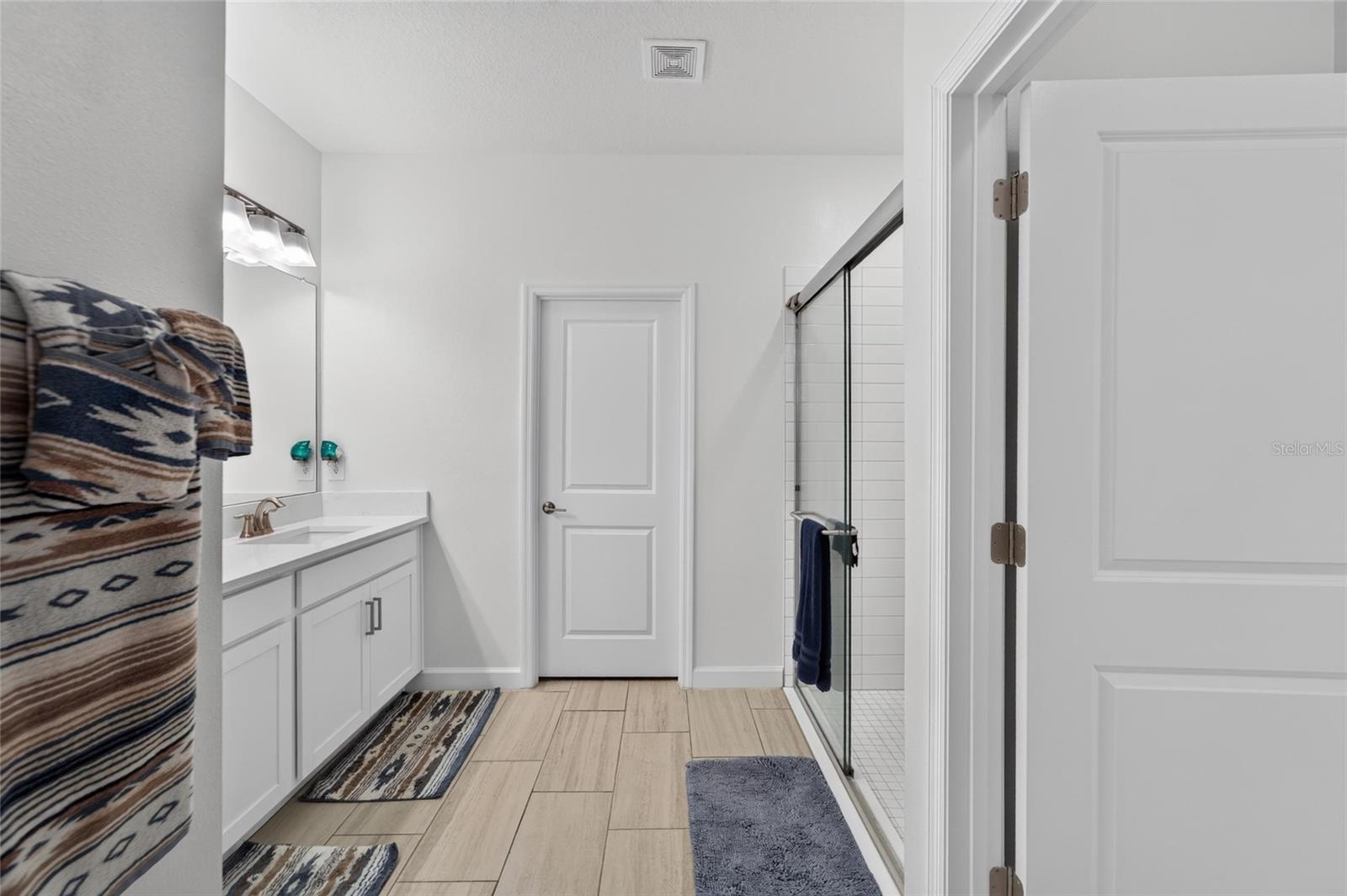 12569 Lily Quartz Loop Property Photo 25