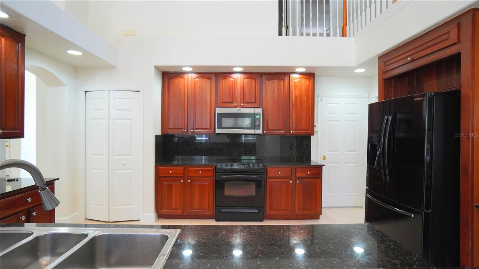 5028 Ashington Landing Dr Property Photo 4