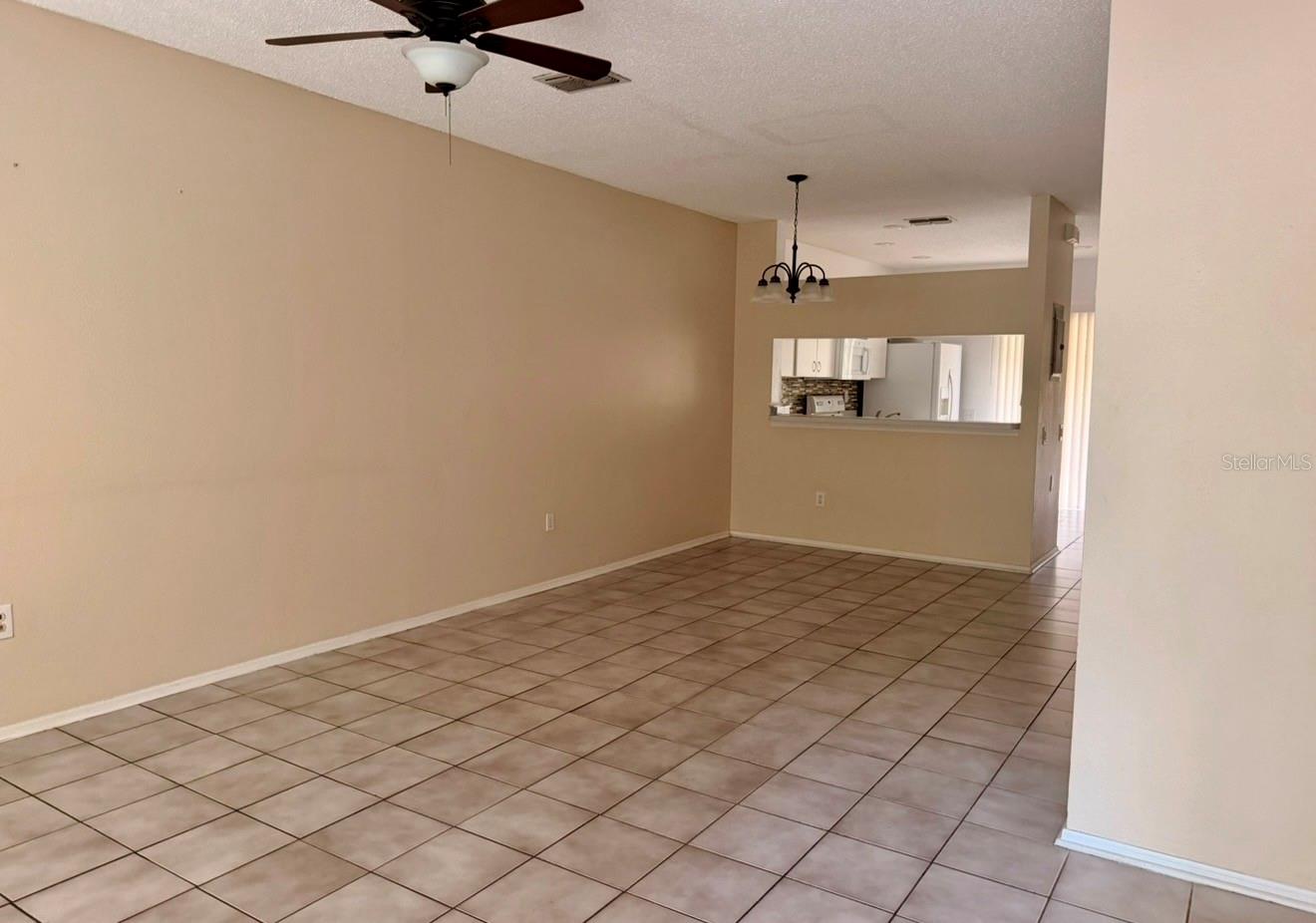 TB8530146 Property Photo 4