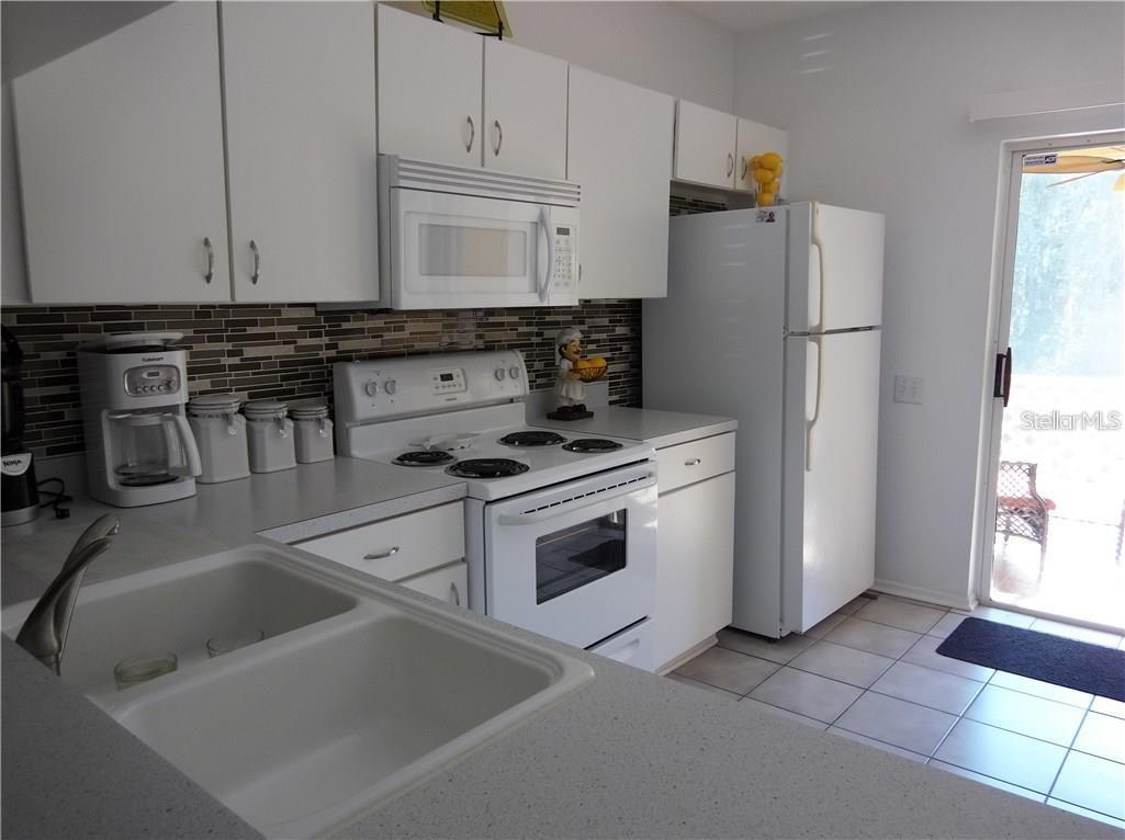 TB8530146 Property Photo 6