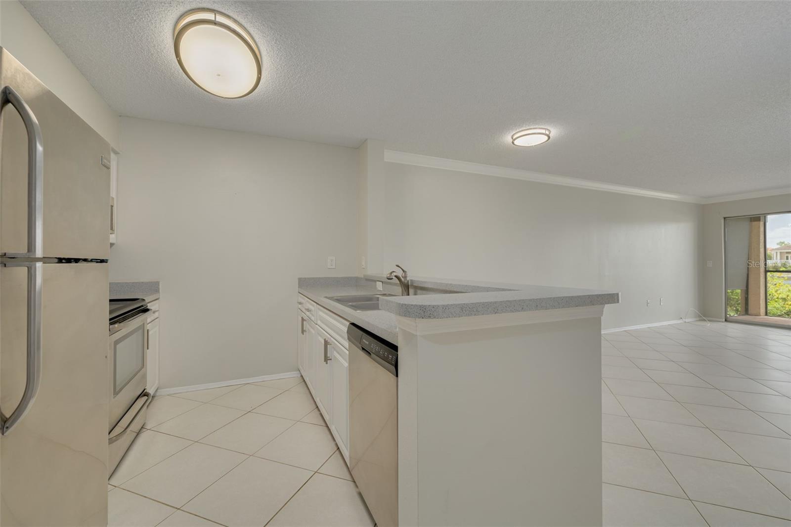 2400 Feather Sound Dr #914 Property Photo 17