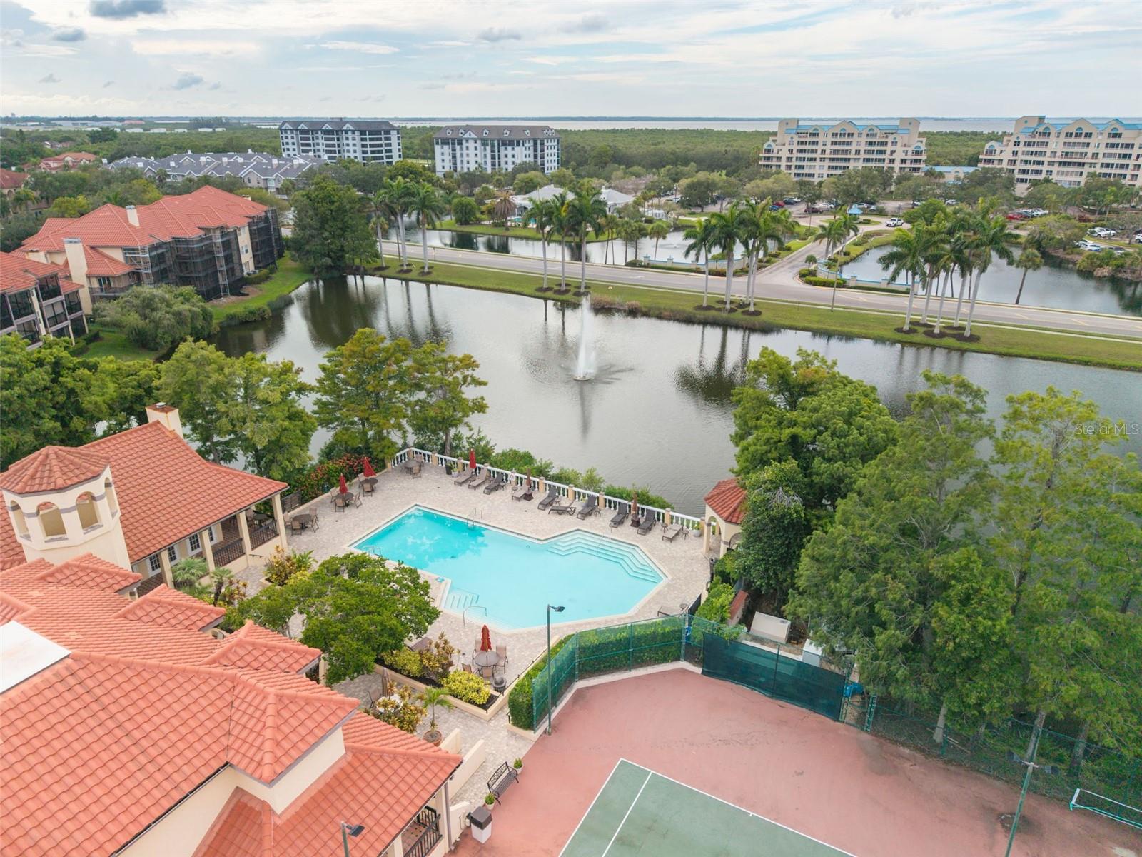 2400 Feather Sound Dr #914 Property Photo 38
