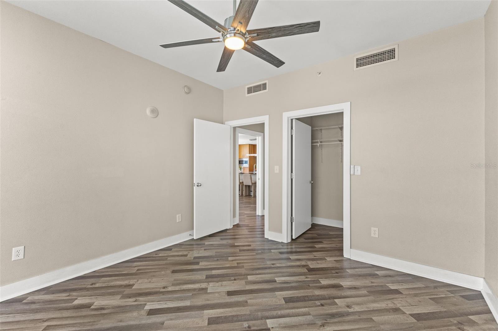 1120 E Kennedy Blvd #1229 Property Photo 28