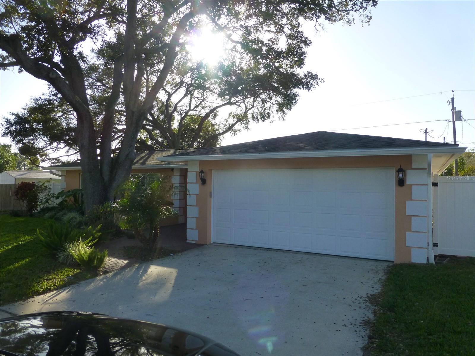 752 PATRICIA AVE Property Photo 1