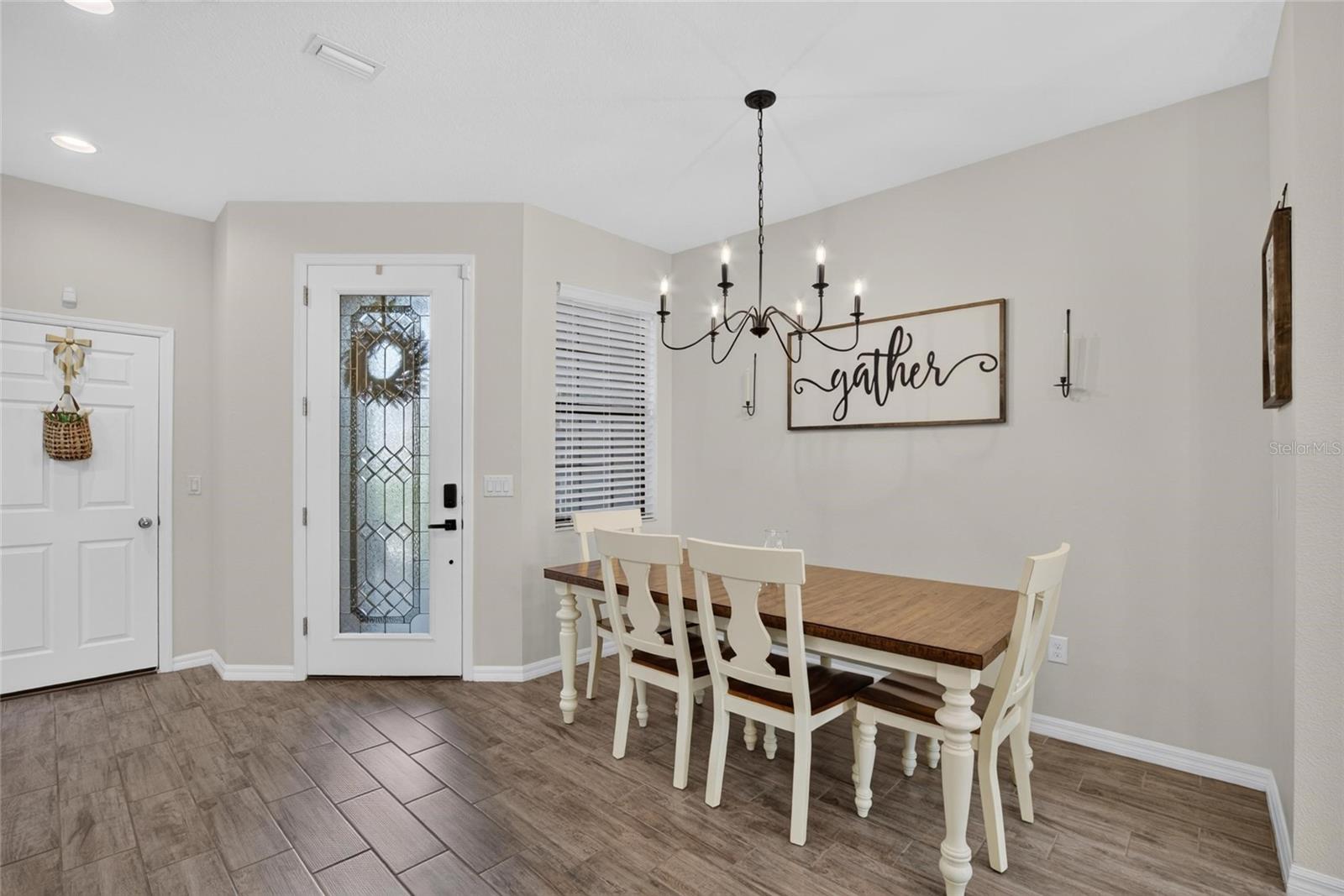 4752 Wandering Way Property Photo 12