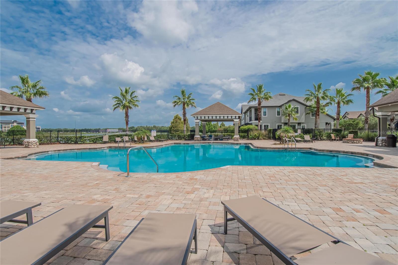 4752 Wandering Way Property Photo 36