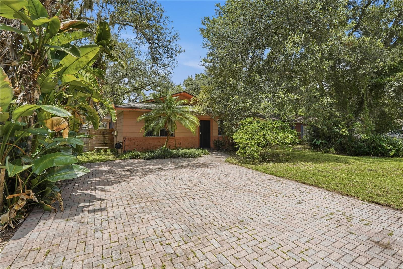 12922 N Albany Ave Property Photo 1