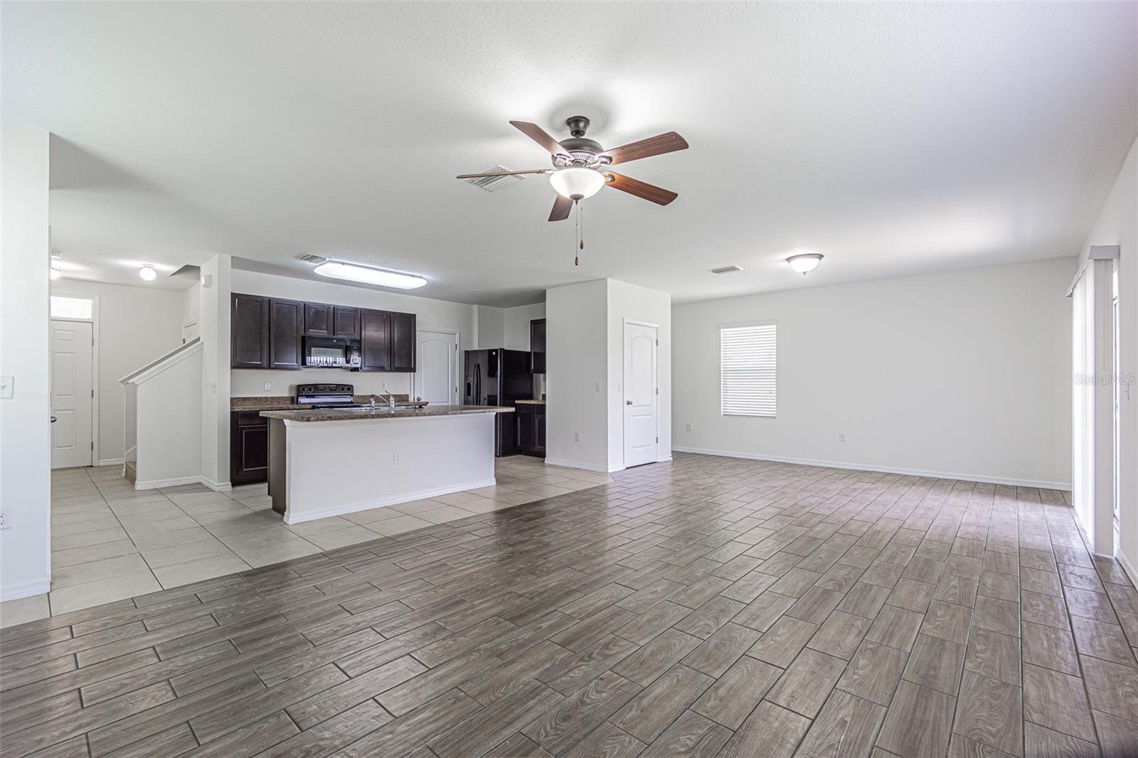 10536 Whispering Hammock Dr Property Photo 5