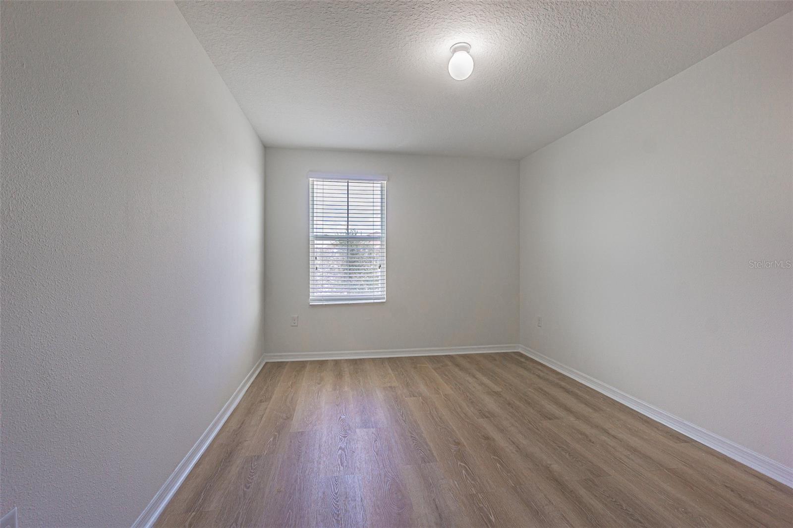 10536 Whispering Hammock Dr Property Photo 17