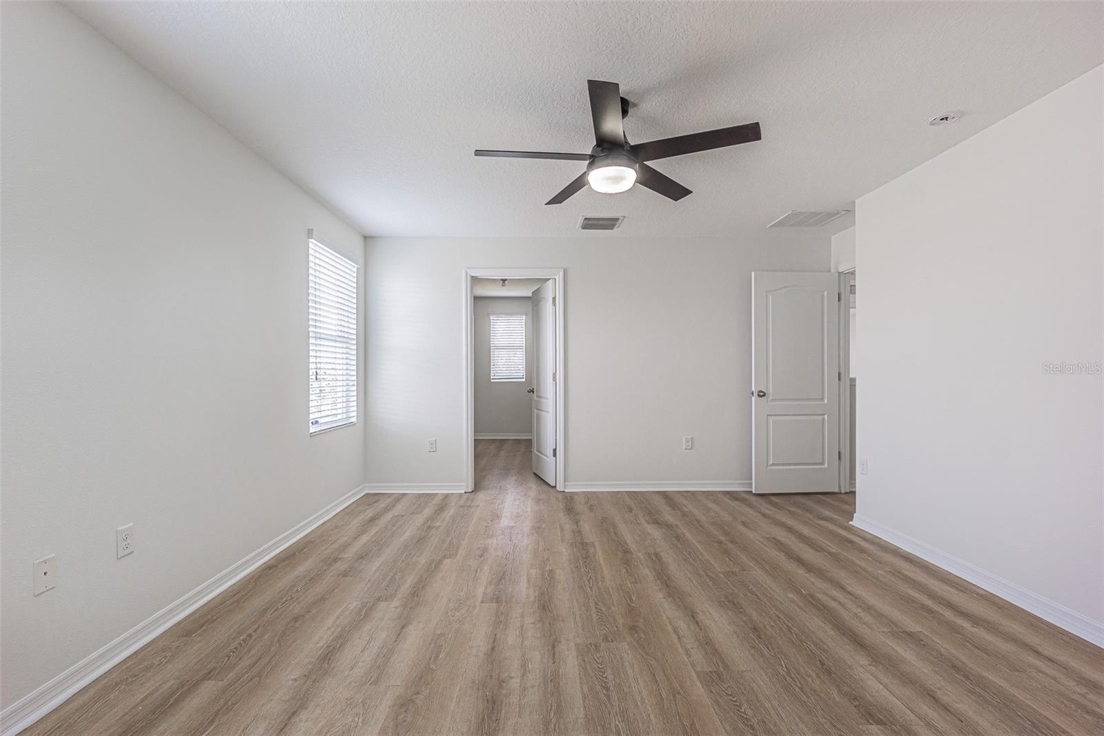 10536 Whispering Hammock Dr Property Photo 23