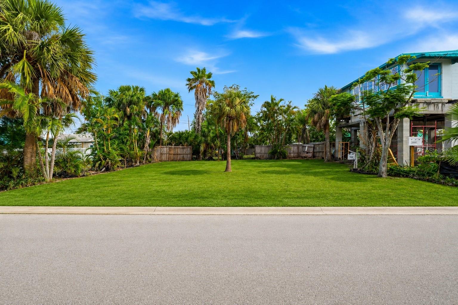 131 86TH TER Property Photo 1
