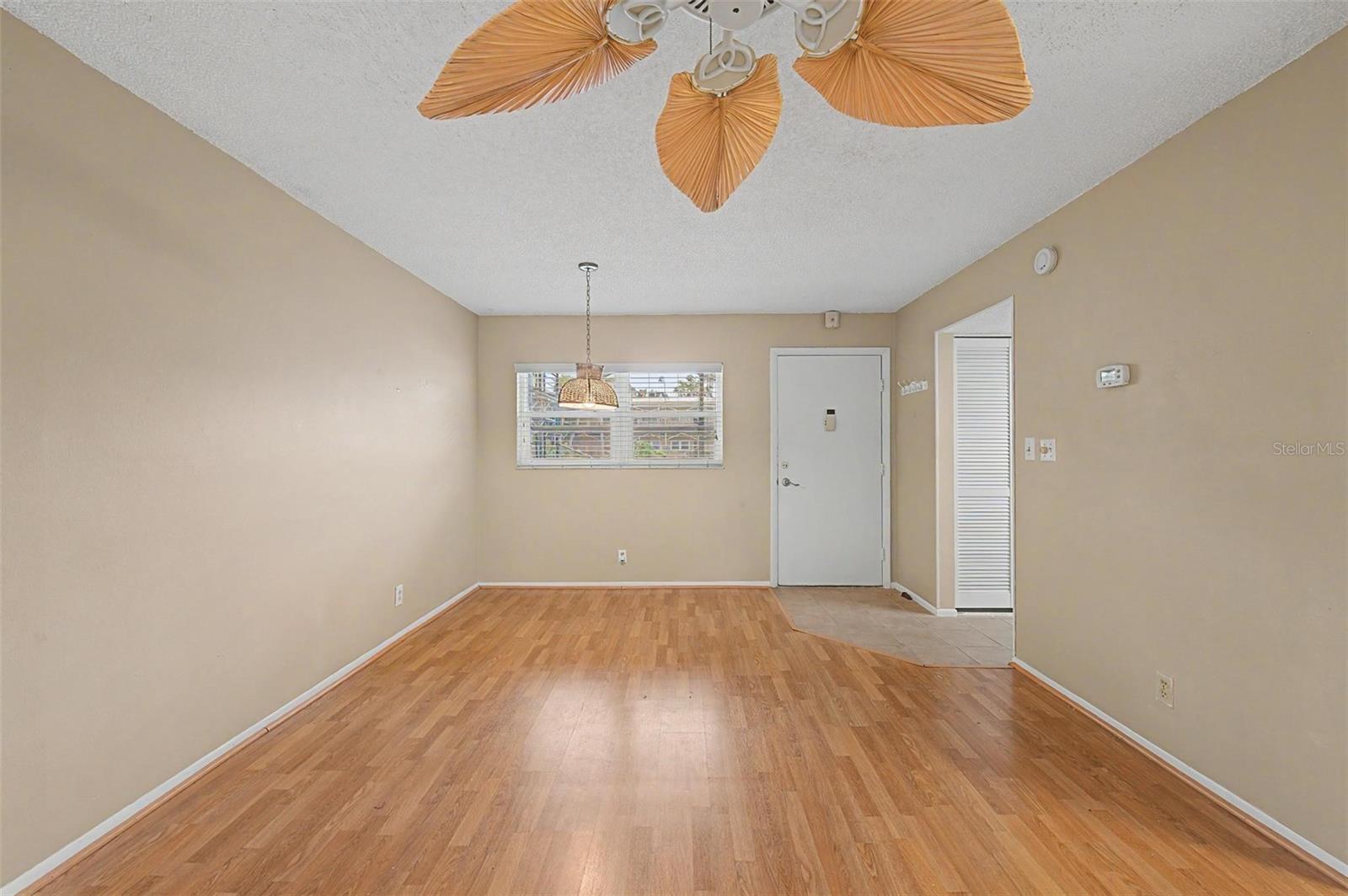 11485 Oakhurst Rd #204 Property Photo 4