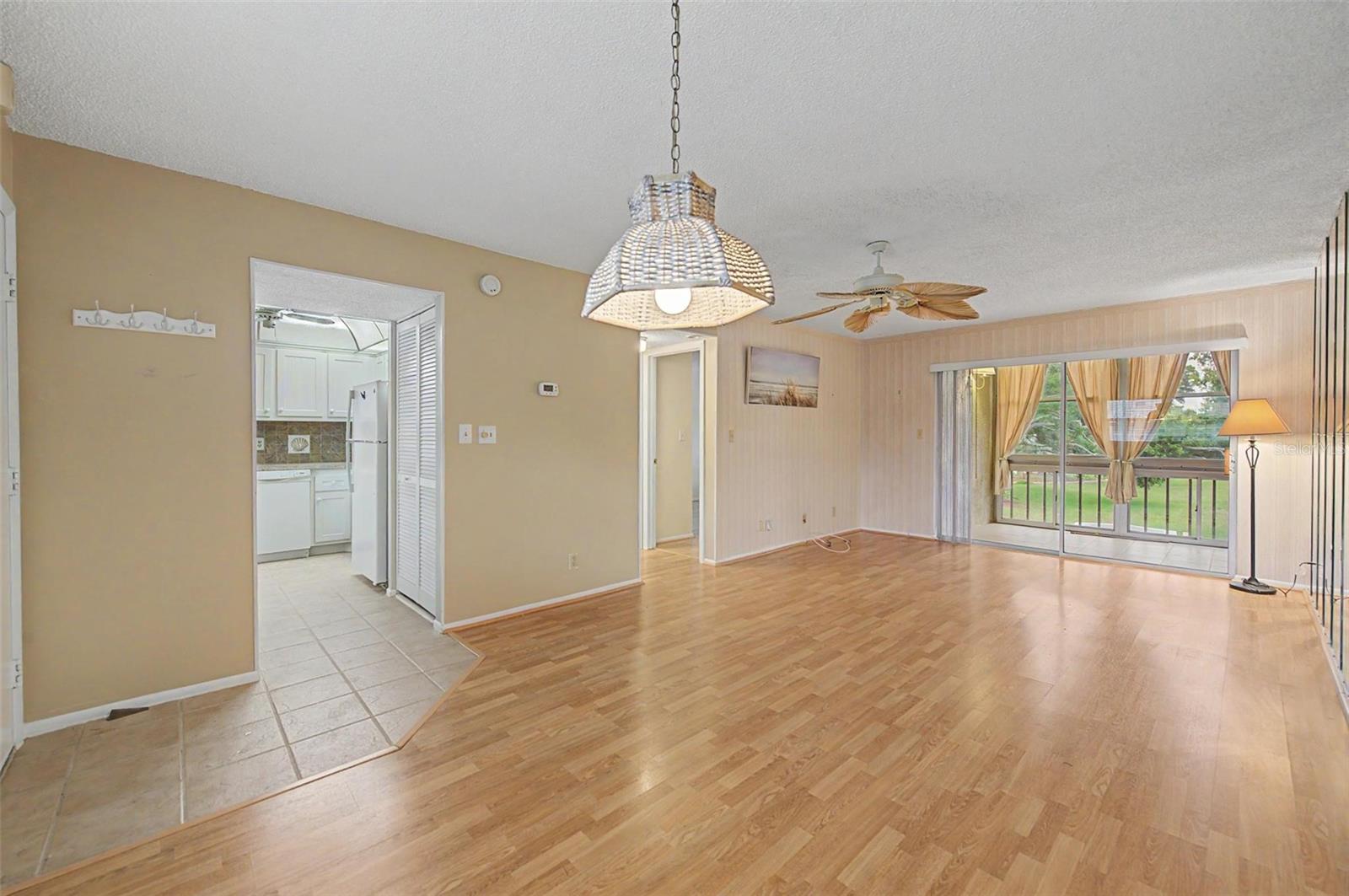 11485 Oakhurst Rd #204 Property Photo 5
