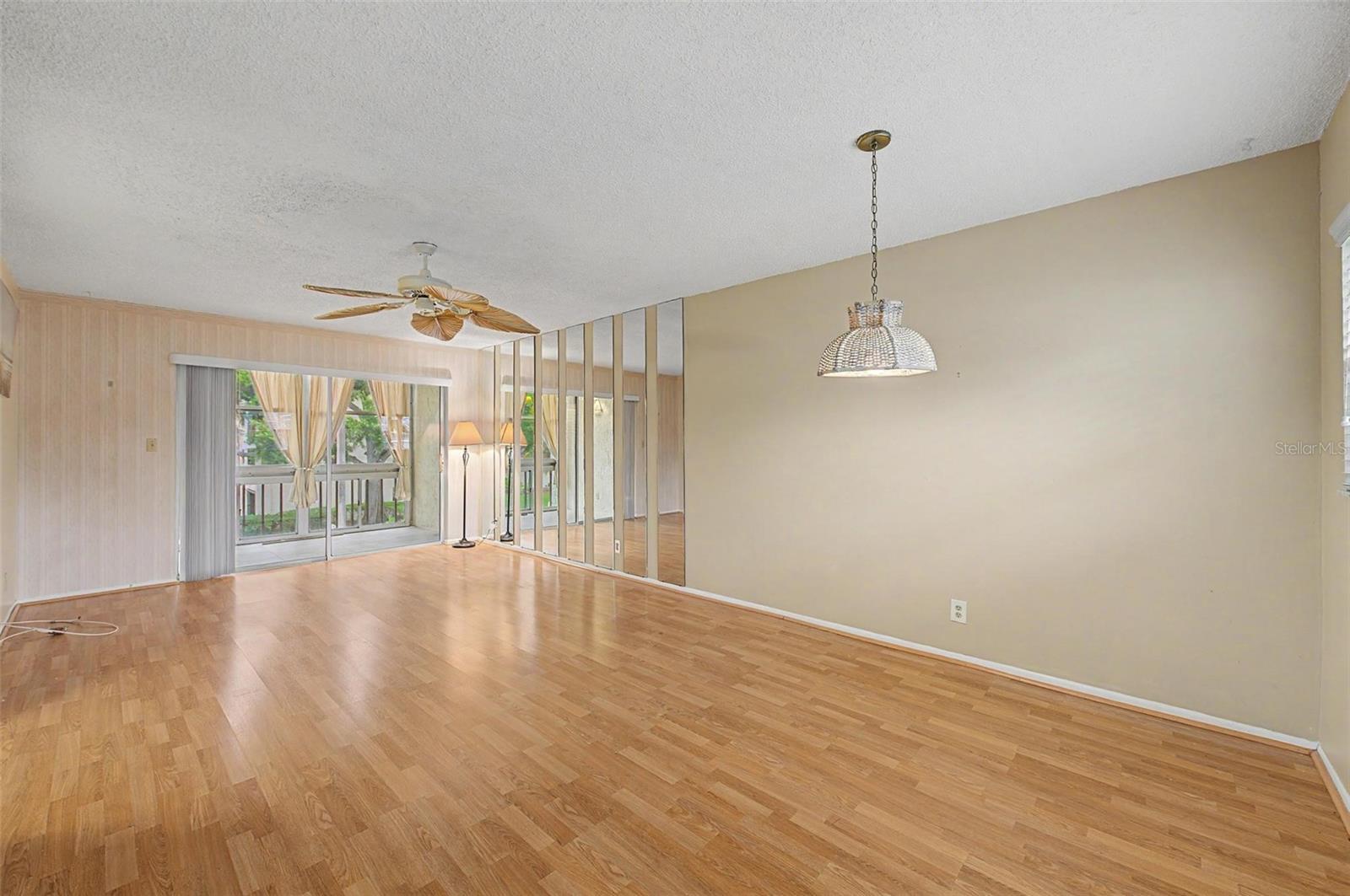 11485 Oakhurst Rd #204 Property Photo 6