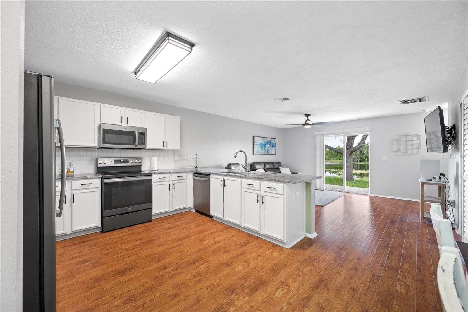 13953 Jacobson Dr Property Photo 6
