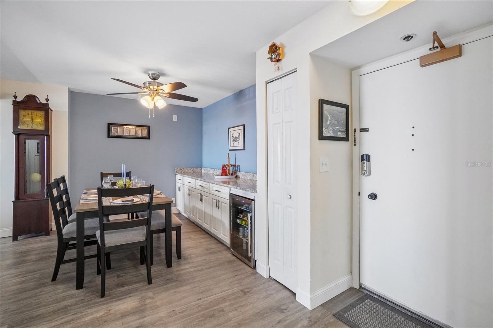 1 Key Capri #406w Property Photo 10