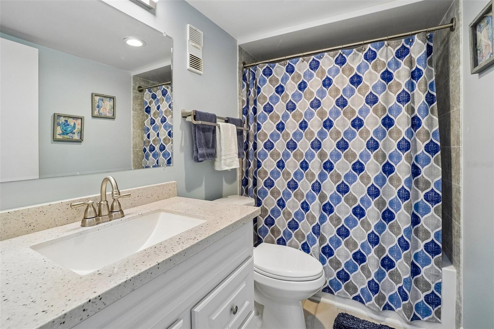 1 Key Capri #406w Property Photo 22