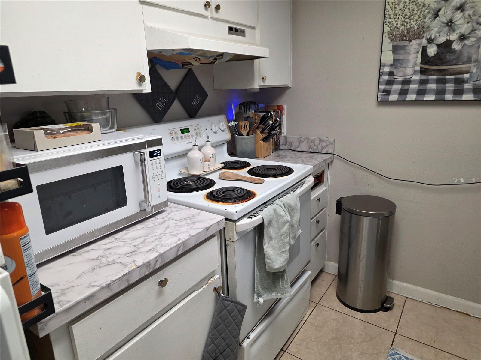 4823 W Mcelroy Ave #d211 Property Photo 8