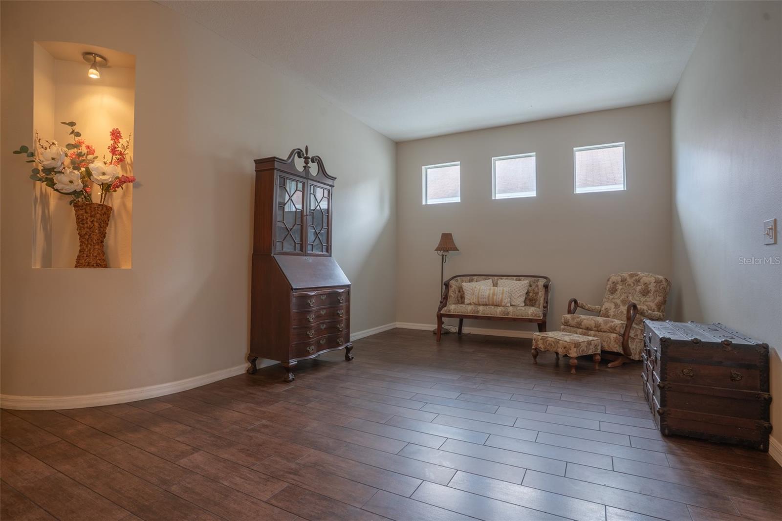 5029 Torrey Hills Ln Property Photo 5