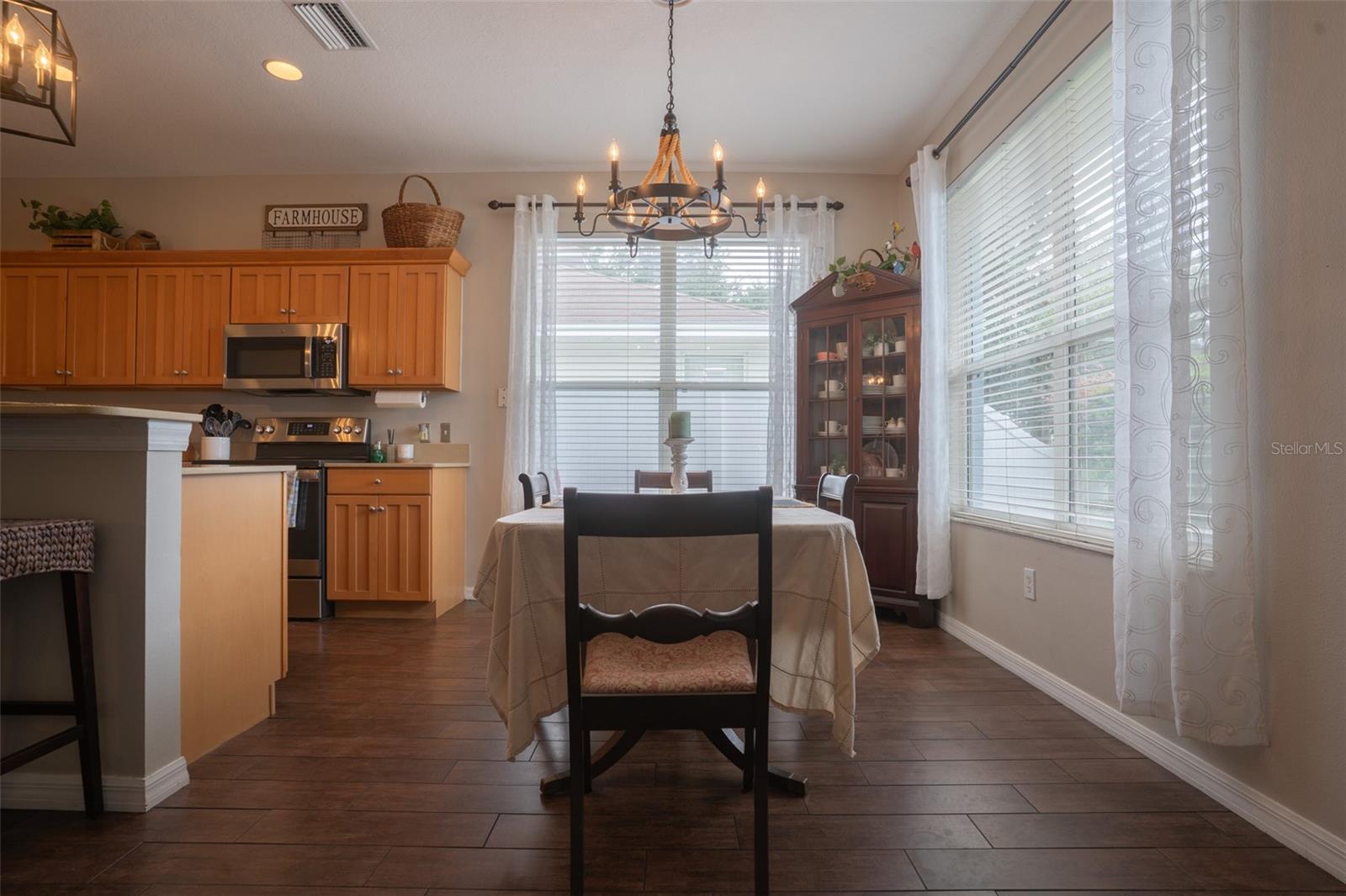 5029 Torrey Hills Ln Property Photo 7