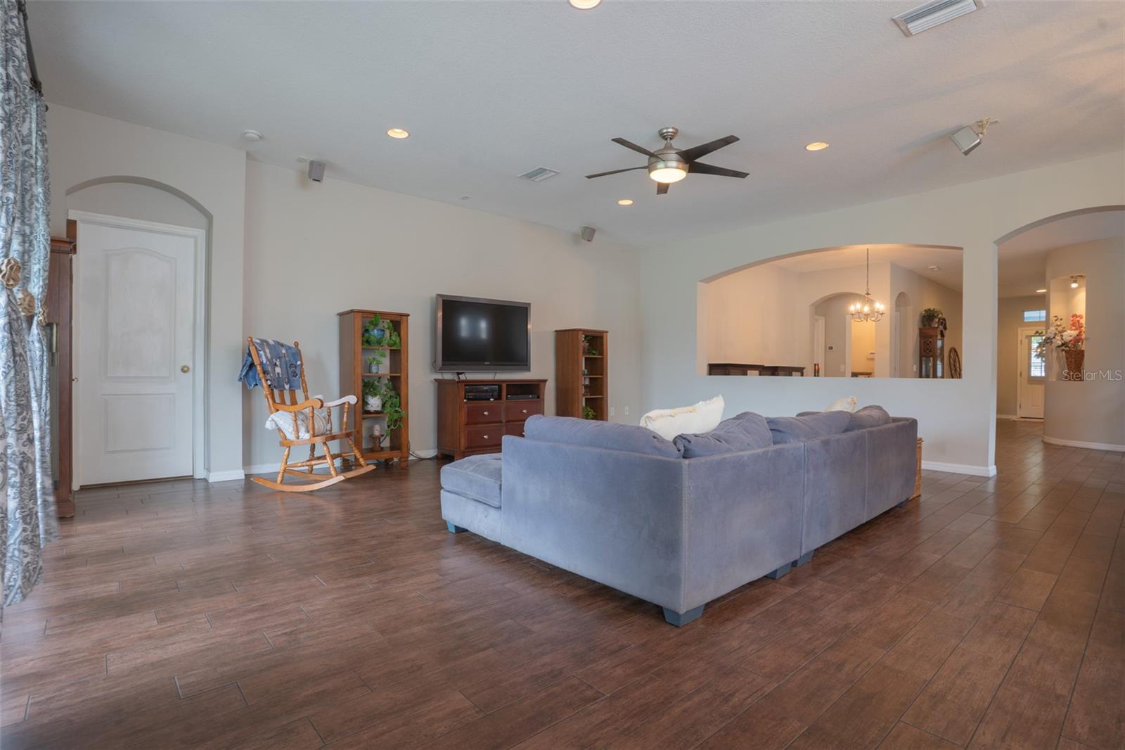 5029 Torrey Hills Ln Property Photo 10