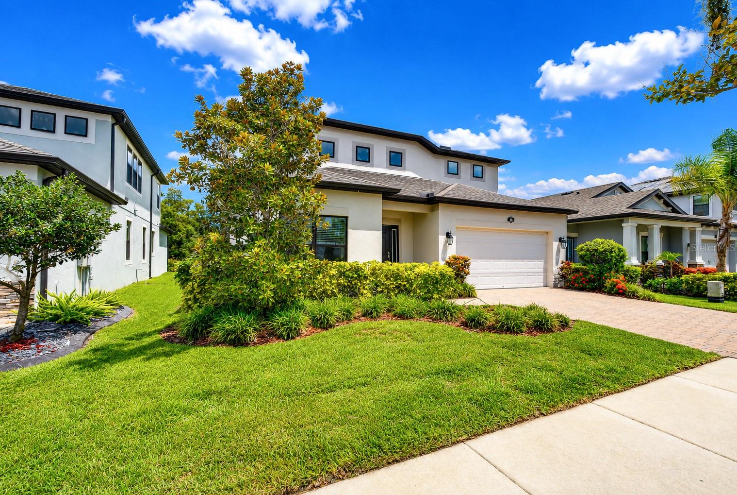1621 Leaf Flower Ln Property Photo 4