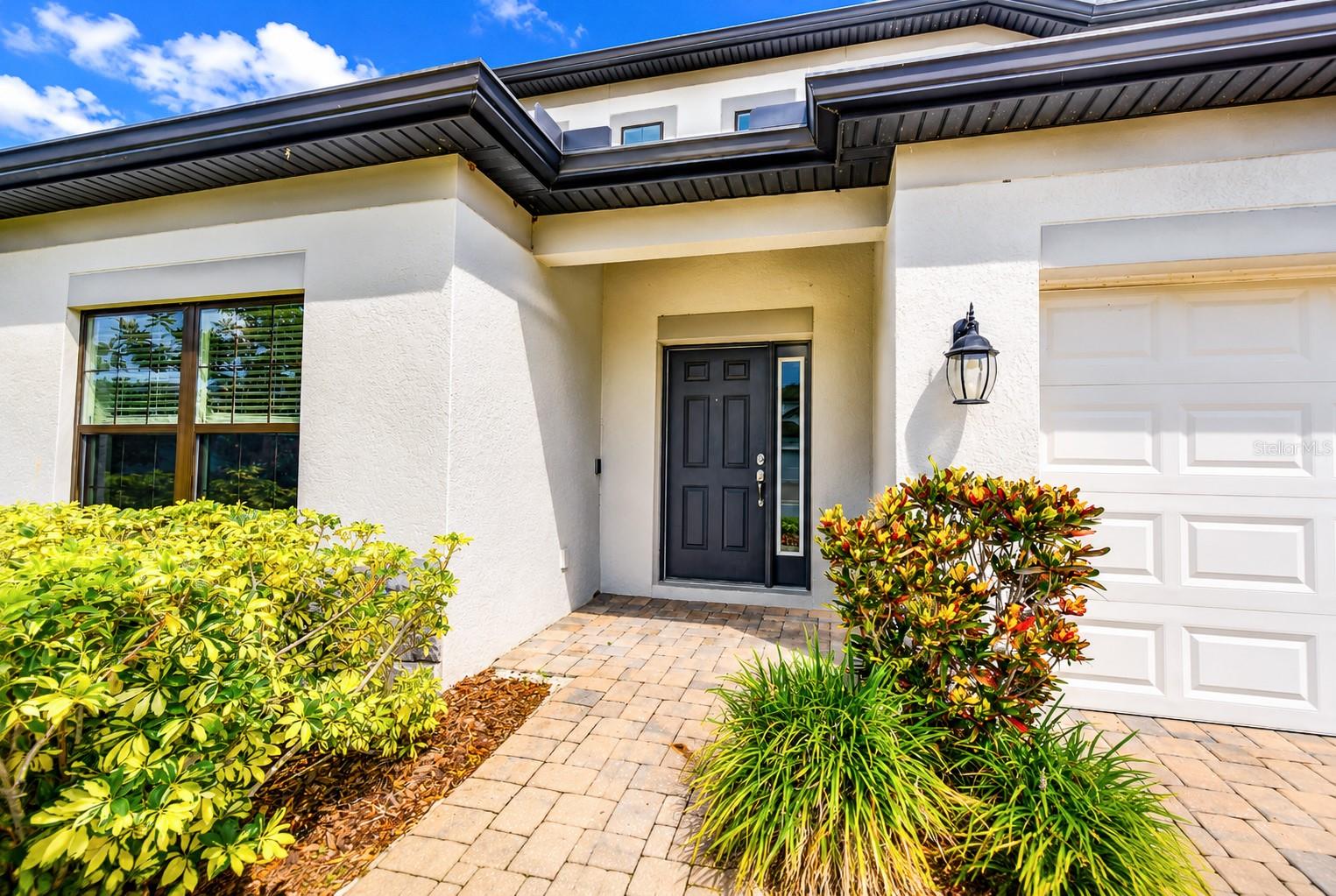 1621 Leaf Flower Ln Property Photo 8