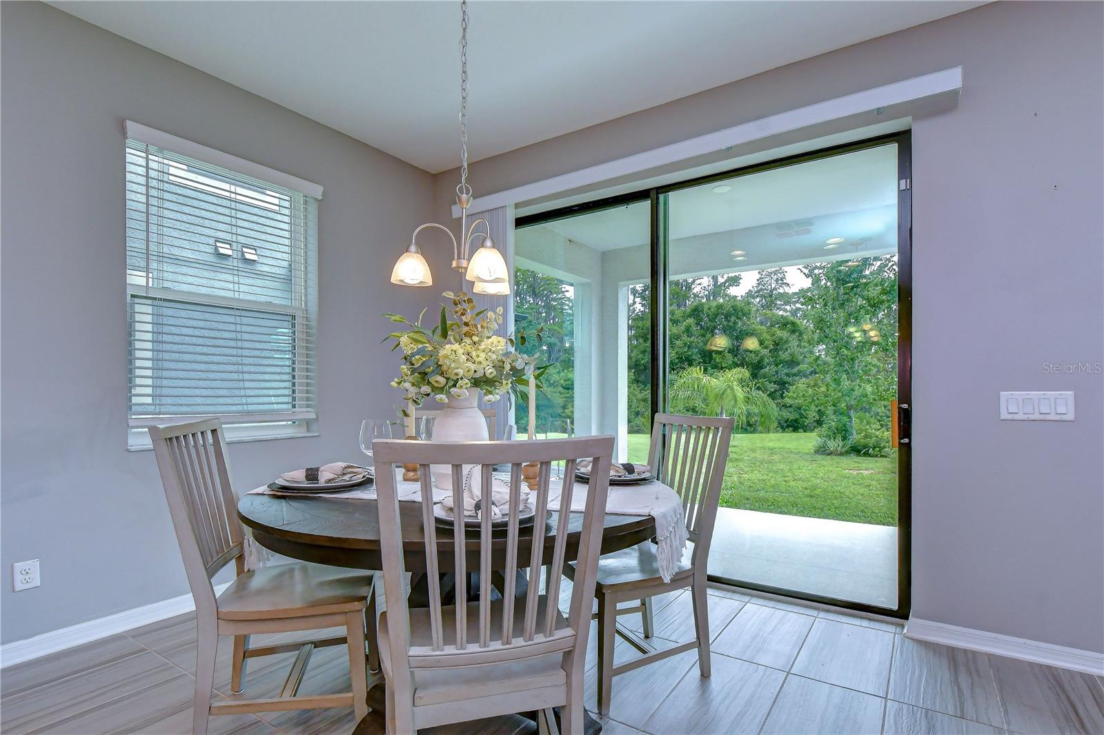 1621 Leaf Flower Ln Property Photo 27