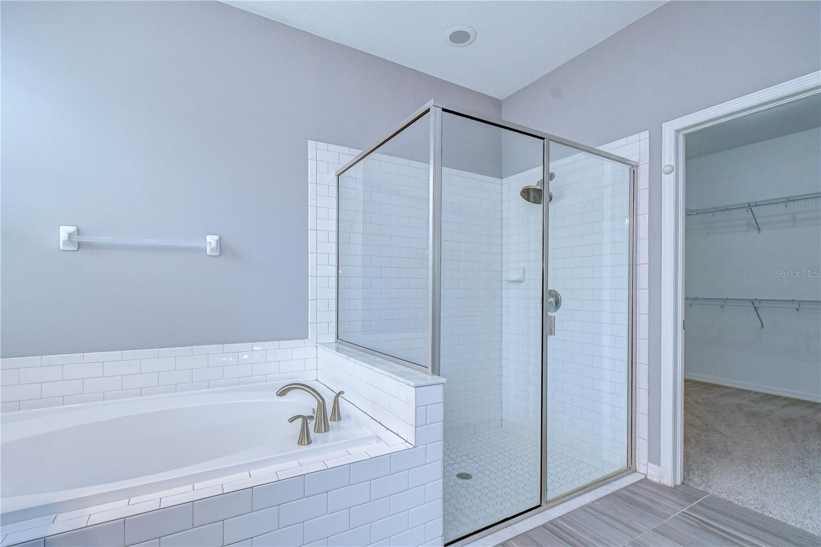 1621 Leaf Flower Ln Property Photo 41