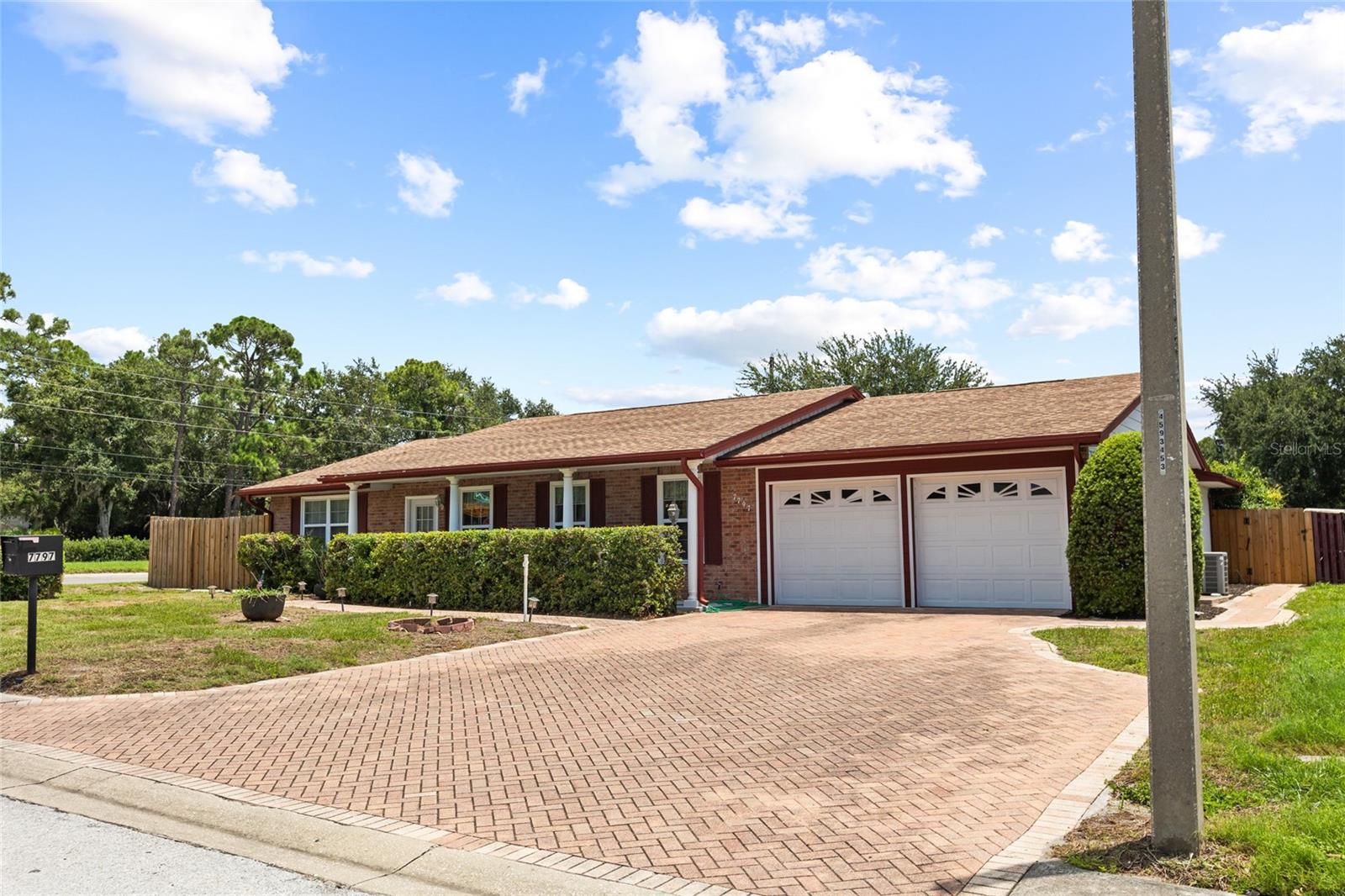 7797 132nd Way Property Photo 3