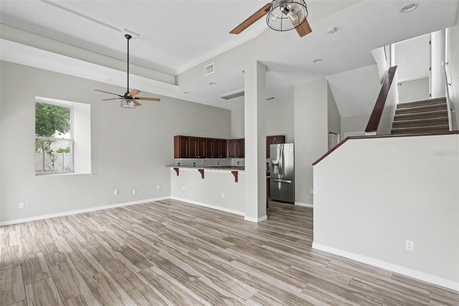 9548 Orange Valley Ct Property Photo 4