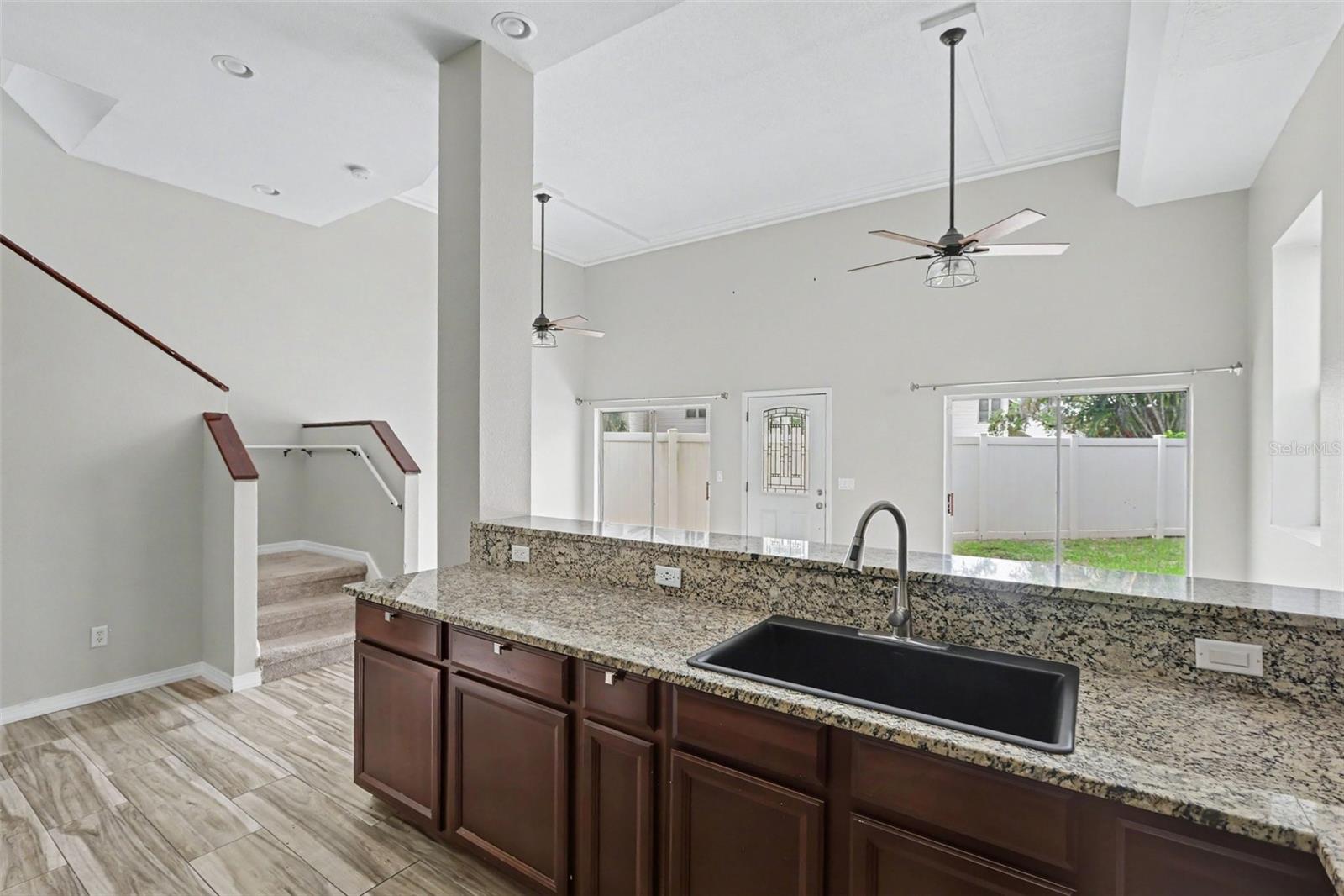 9548 Orange Valley Ct Property Photo 6