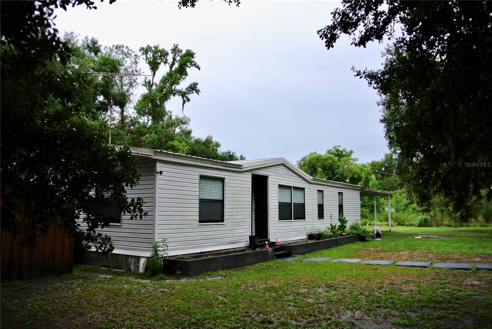 38122 Central Ave Property Photo 5