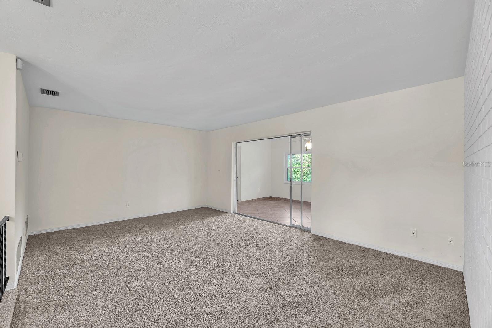 11081 143rd St Property Photo 14