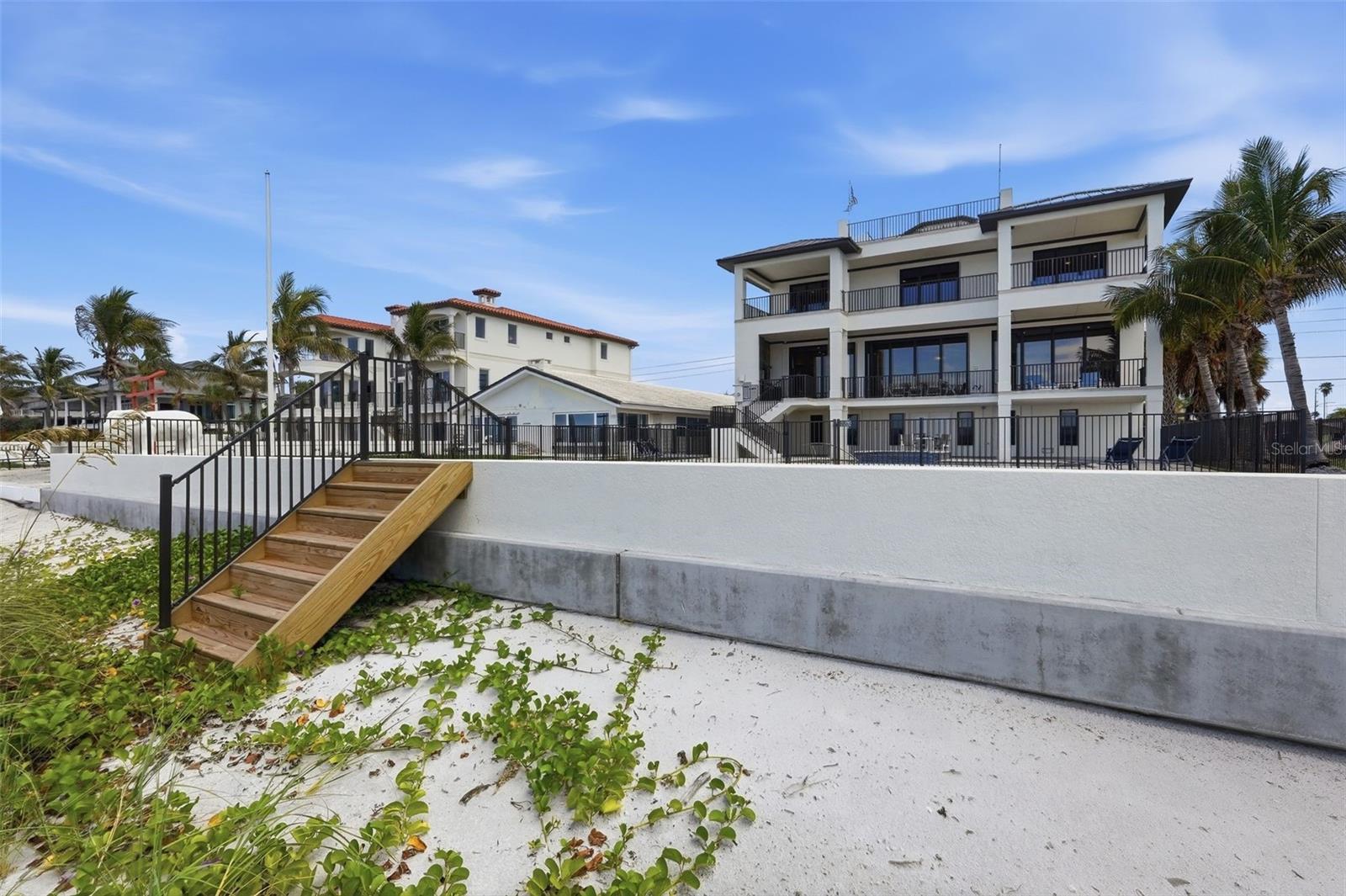 15908 Gulf Blvd Property Photo 28