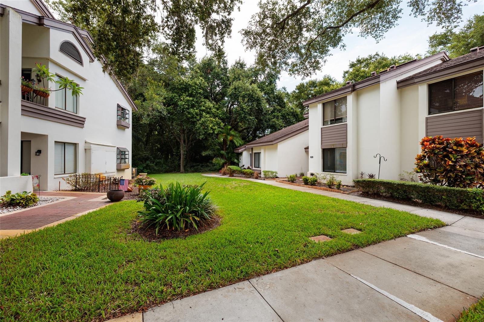 1750 Lake Cypress Dr #1002 Property Photo 4
