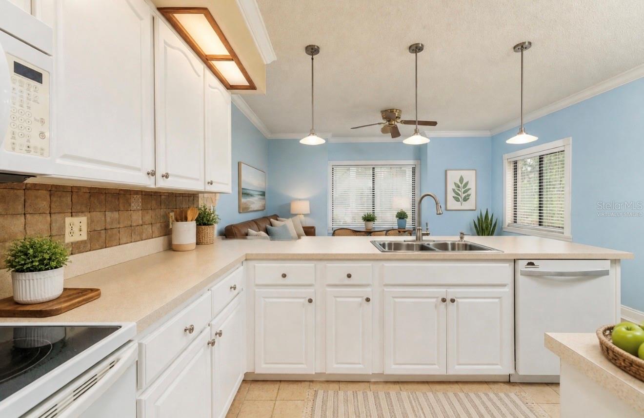 1750 Lake Cypress Dr #1002 Property Photo 15