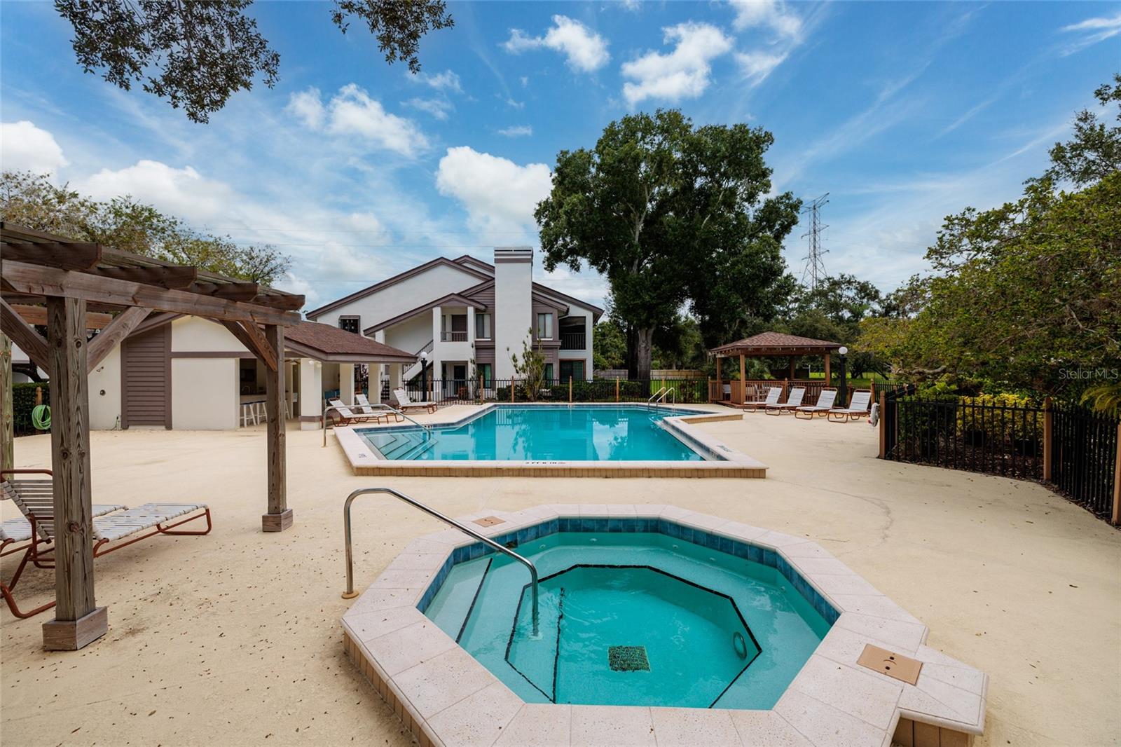 1750 Lake Cypress Dr #1002 Property Photo 49