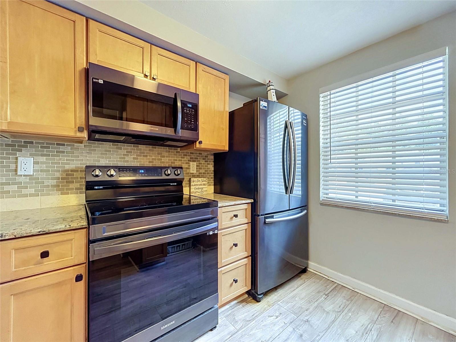 4227 Sheldon Pl #- Property Photo 3