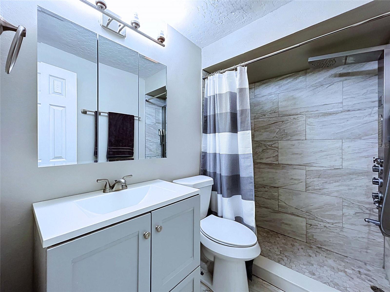 4227 Sheldon Pl #- Property Photo 16