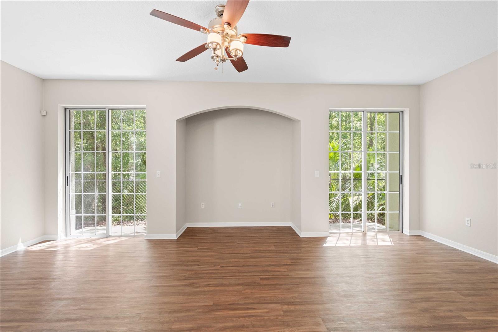 27627 Pleasure Ride Loop Property Photo 7