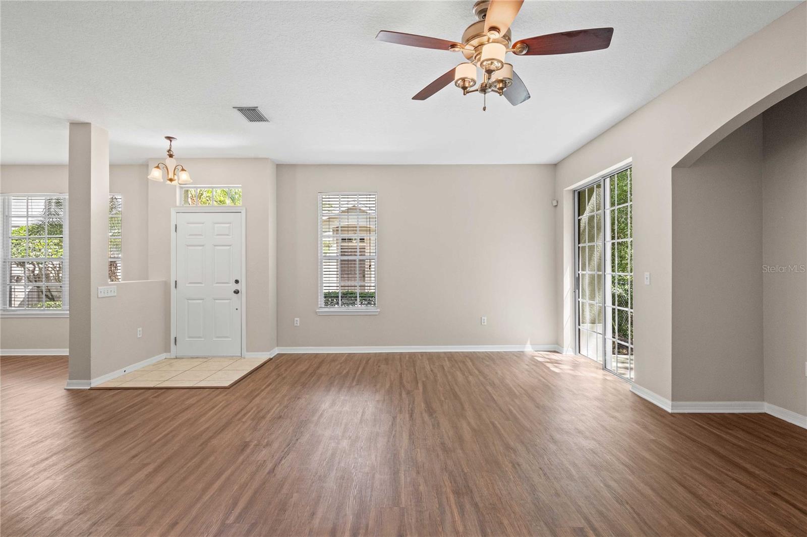 27627 Pleasure Ride Loop Property Photo 9