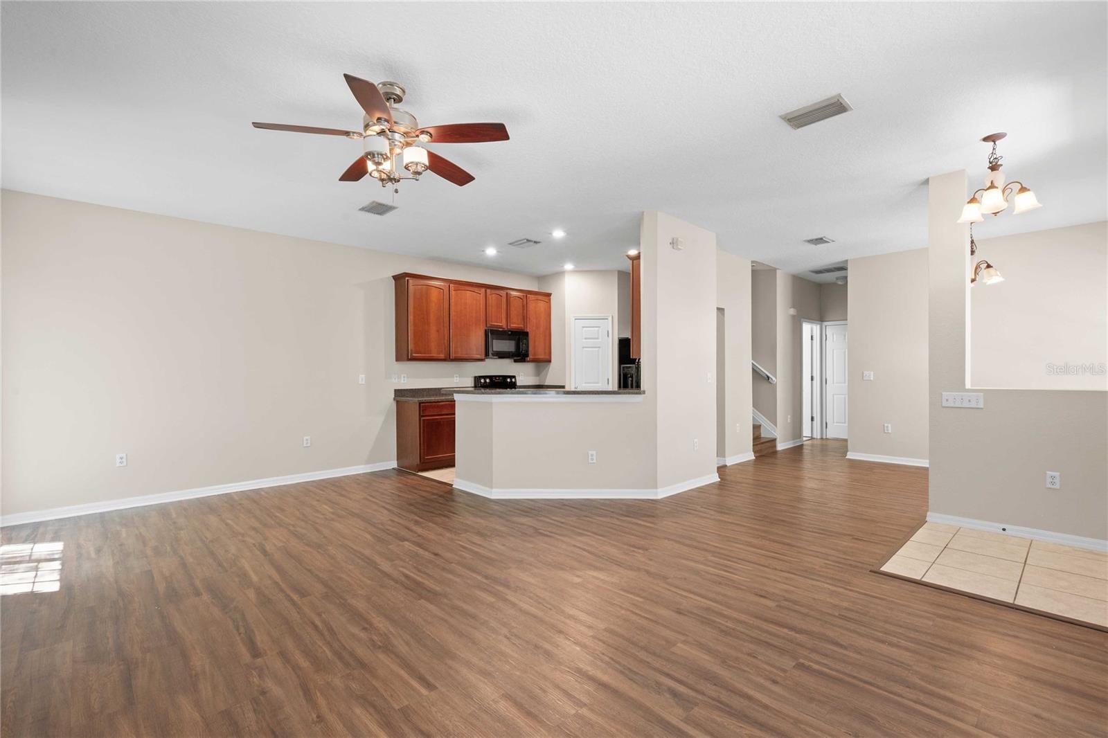 27627 Pleasure Ride Loop Property Photo 10