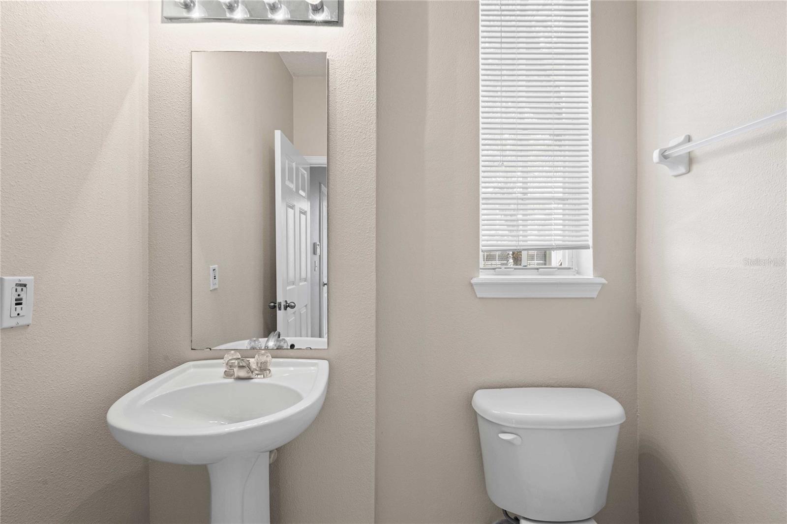 27627 Pleasure Ride Loop Property Photo 17