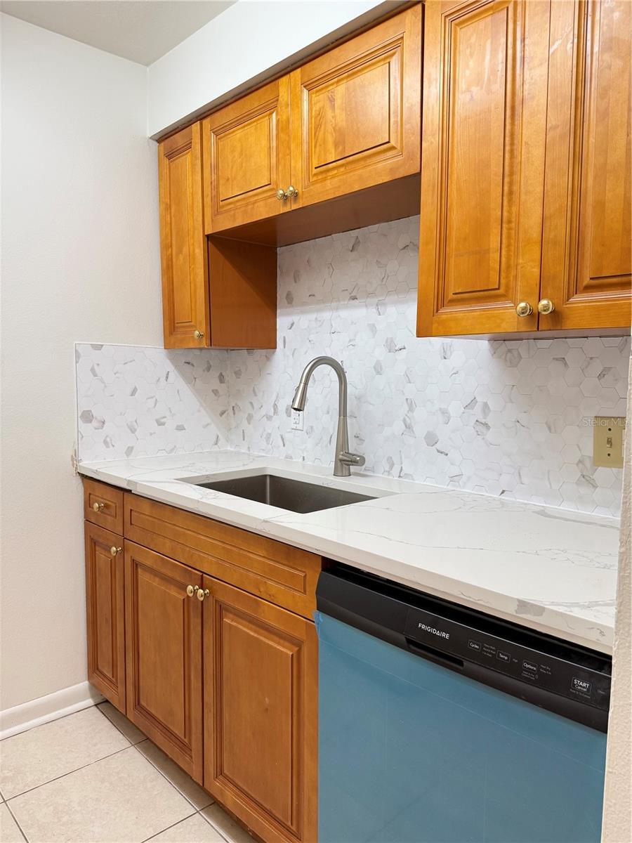 14308 Hanging Moss Cir #102 Property Photo 13