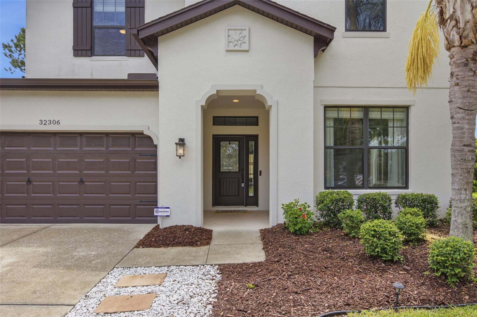 32306 Garden Alcove Loop Property Photo 8
