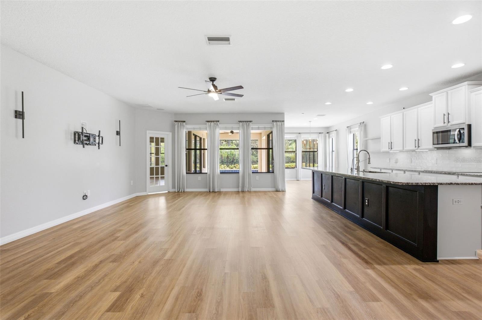 32306 Garden Alcove Loop Property Photo 13