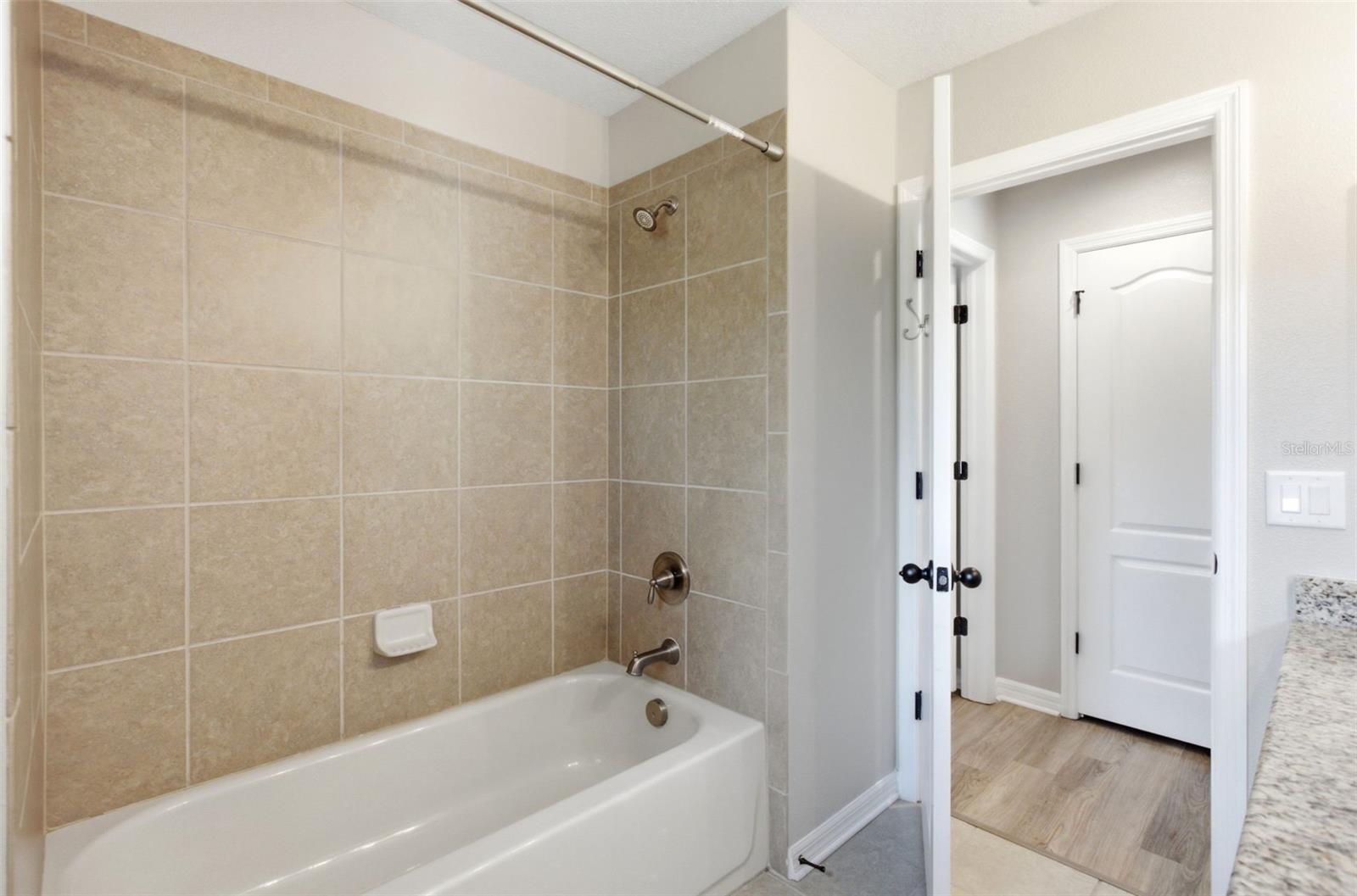 32306 Garden Alcove Loop Property Photo 30